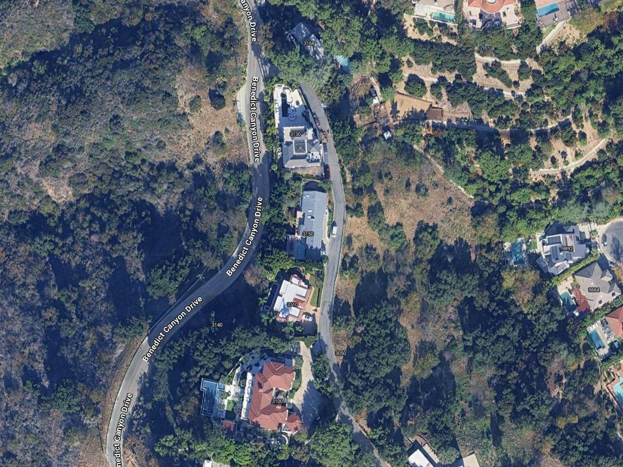 Alyssa Milano's House